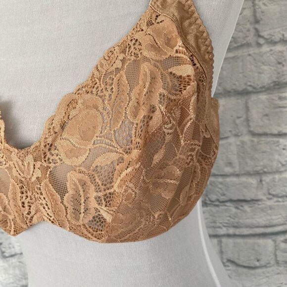Olga women 38D underwire push up lace bra w/3 hook back closure tan - Picture 2 of 9